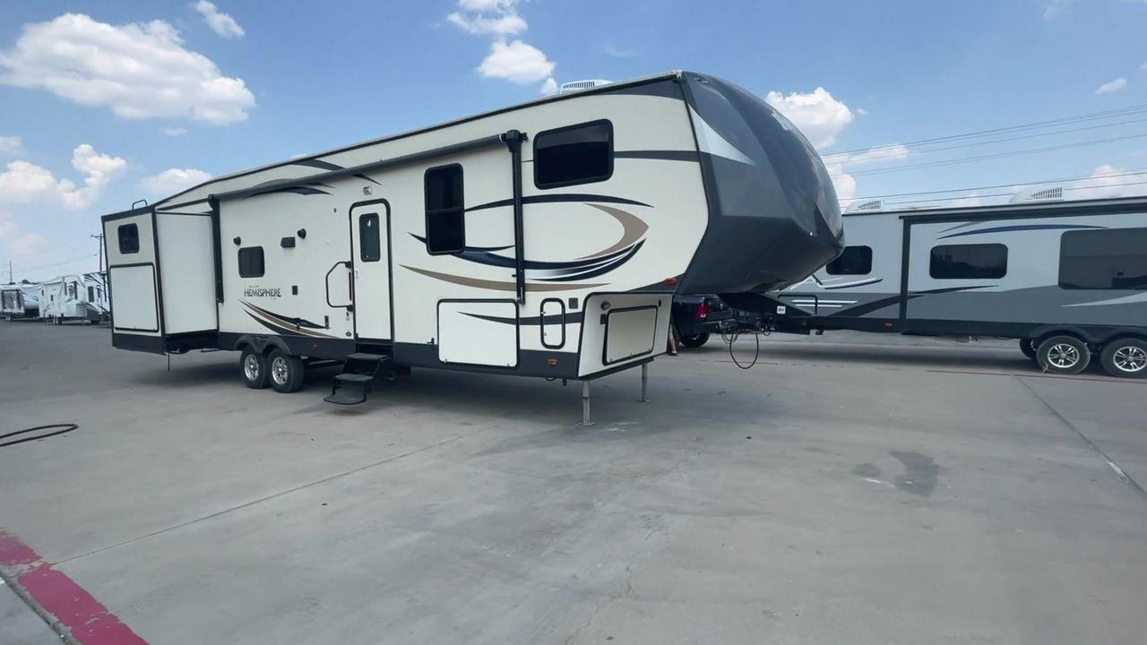 2016 TAN FOREST RIVER SALEMHEMISPHERE356QB (4X4FSBM24GU) , Length: 34 ft | Dry Weight: 7,294 lbs | Slides: 2 transmission, located at 4319 N Main St, Cleburne, TX, 76033, (817) 678-5133, 32.385960, -97.391212 - This 2016 Forest River Salem Hemisphere Travel Trailer measures just over 34 feet long and 8 feet wide with a dry weight of 7,294 lbs. It has a payload capacity of 2,351 lbs and a hitch weight of 845 lbs. This unit also comes with an automatic heating and cooling rate of 30,000 and 13,500 BTUs, resp - Photo #5
