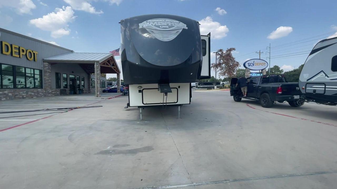 2016 TAN FOREST RIVER SALEMHEMISPHERE356QB (4X4FSBM24GU) , Length: 34 ft | Dry Weight: 7,294 lbs | Slides: 2 transmission, located at 4319 N Main St, Cleburne, TX, 76033, (817) 678-5133, 32.385960, -97.391212 - This 2016 Forest River Salem Hemisphere Travel Trailer measures just over 34 feet long and 8 feet wide with a dry weight of 7,294 lbs. It has a payload capacity of 2,351 lbs and a hitch weight of 845 lbs. This unit also comes with an automatic heating and cooling rate of 30,000 and 13,500 BTUs, resp - Photo #6