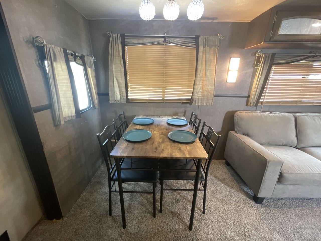 2016 TAN FOREST RIVER SALEMHEMISPHERE356QB (4X4FSBM24GU) , Length: 34 ft | Dry Weight: 7,294 lbs | Slides: 2 transmission, located at 4319 N Main St, Cleburne, TX, 76033, (817) 678-5133, 32.385960, -97.391212 - This 2016 Forest River Salem Hemisphere Travel Trailer measures just over 34 feet long and 8 feet wide with a dry weight of 7,294 lbs. It has a payload capacity of 2,351 lbs and a hitch weight of 845 lbs. This unit also comes with an automatic heating and cooling rate of 30,000 and 13,500 BTUs, resp - Photo #15