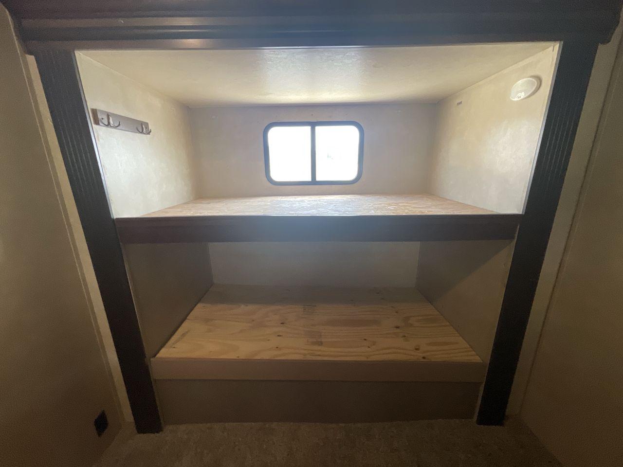 2016 TAN FOREST RIVER SALEMHEMISPHERE356QB (4X4FSBM24GU) , Length: 34 ft | Dry Weight: 7,294 lbs | Slides: 2 transmission, located at 4319 N Main St, Cleburne, TX, 76033, (817) 678-5133, 32.385960, -97.391212 - This 2016 Forest River Salem Hemisphere Travel Trailer measures just over 34 feet long and 8 feet wide with a dry weight of 7,294 lbs. It has a payload capacity of 2,351 lbs and a hitch weight of 845 lbs. This unit also comes with an automatic heating and cooling rate of 30,000 and 13,500 BTUs, resp - Photo #20