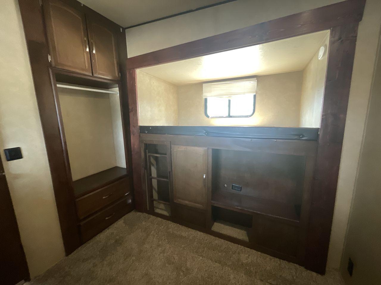 2016 TAN FOREST RIVER SALEMHEMISPHERE356QB (4X4FSBM24GU) , Length: 34 ft | Dry Weight: 7,294 lbs | Slides: 2 transmission, located at 4319 N Main St, Cleburne, TX, 76033, (817) 678-5133, 32.385960, -97.391212 - This 2016 Forest River Salem Hemisphere Travel Trailer measures just over 34 feet long and 8 feet wide with a dry weight of 7,294 lbs. It has a payload capacity of 2,351 lbs and a hitch weight of 845 lbs. This unit also comes with an automatic heating and cooling rate of 30,000 and 13,500 BTUs, resp - Photo #24