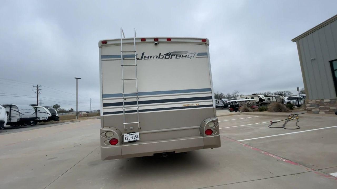 2003 WHITE FLEETWOOD JAMBOREE GT E450 (1FDXE45S93H) with an 6.8L V10 SOHC 20V engine, located at 4319 N Main St, Cleburne, TX, 76033, (817) 678-5133, 32.385960, -97.391212 - Photo #8