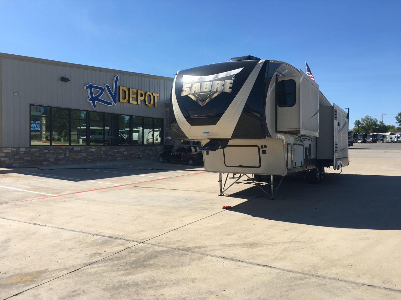photo of 2016 FOREST RIVER SABRE 330CK FIFTH WHEEL