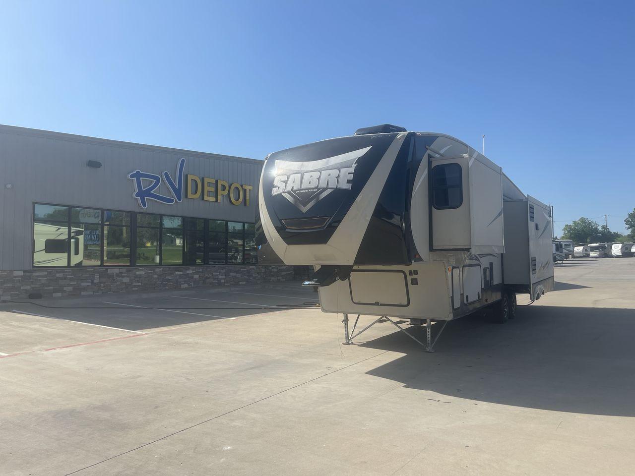 photo of 2016 FOREST RIVER SABRE 330CK FIFTH WHEEL
