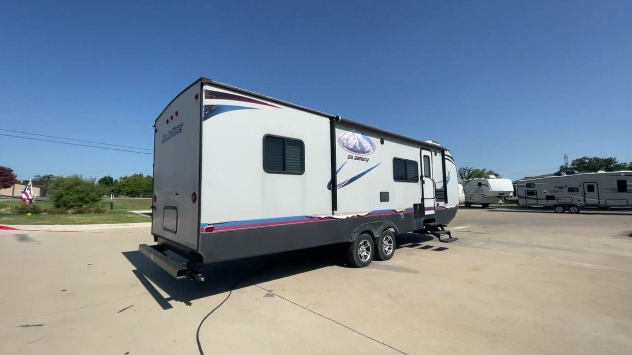2018 GRAY RIVERSIDE MT MCKINLEY 830FK - (59CCC3223JL) , Length: 32 ft | Dry Weight: 5660 lbs | Slides: 1 transmission, located at 4319 N Main St, Cleburne, TX, 76033, (817) 678-5133, 32.385960, -97.391212 - With so much floor space to spare, the Riverside RV 830FK Mt. McKinley single slide travel trailer is the perfect way to start your next camping trip. This unit measures 32 ft in length, 8 ft in width, and 10.5 ft in height. It has a dry weight of 5,660 lbs., with a cargo capacity of 1,975 lbs., - Photo #1