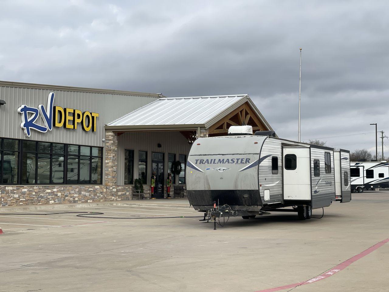 photo of 2018 TRAILMASTER 321TBS TRAVEL TRAILER