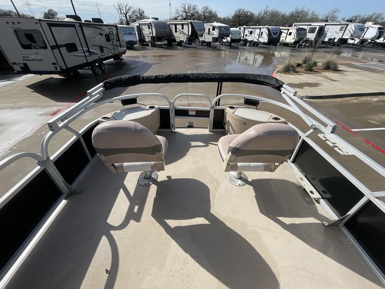 2014 BLACK SUNTRACKER FISHING BARGE 22DLX (BUJ22913D41) , located at 4319 N Main St, Cleburne, TX, 76033, (817) 678-5133, 32.385960, -97.391212 - The 2014 Sun Tracker Fishin' Barge is here to make you happy. This adjustable pontoon boat is great for fishermen and people who love the outdoors. This Fishin' Barge is 21 feet long, so it has plenty of room for all your fishing tools and friends. The boat is built to last, and the Mercury outboar - Photo #10