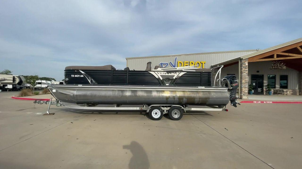 2016 BLACK VERANDA VERTEX 25C (JBC86929L51) , located at 4319 N Main Street, Cleburne, TX, 76033, (817) 221-0660, 32.435829, -97.384178 - The 2016 Veranda V Boats 25C is a luxurious and meticulously designed pontoon boat that takes water adventures to a new level of sophistication. This vessel offers a spacious and versatile layout, ideal for those who prioritize comfort and style on the water. The 25C is equipped with plush seating t - Photo #6