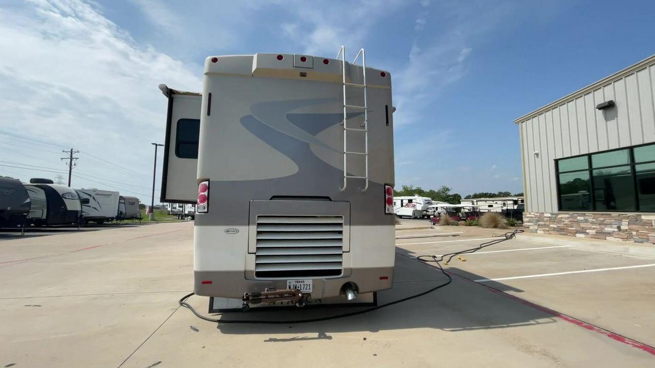 2006 BLUE ITASCA ELLIPSE 40FD - (4UZACKDC56C) , Length: 39 ft | Dry Weight: 32000 lbs | Gross Weight: 42000 lbs transmission, located at 4319 N Main St, Cleburne, TX, 76033, (817) 678-5133, 32.385960, -97.391212 - Here are additional factors highlighting why owning this RV is a superb choice. (1) The 2006 Itasca Ellipse 40FD is 40 feet 5 inches in length, providing ample space for comfortable living and entertaining. (2) It has Fiberglass exterior with vacuum-bonded construction for durability and weather - Photo #8