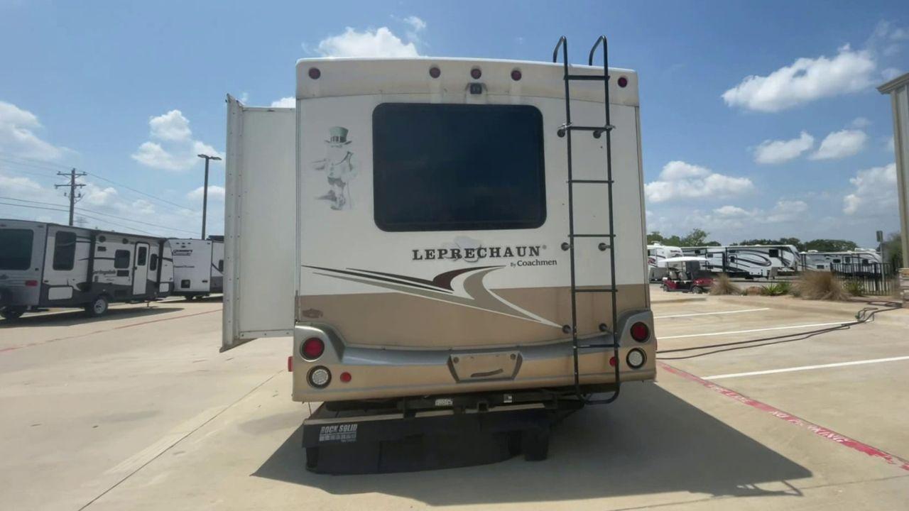 2008 TAN COACHMEN LEPRECHAUN 320DS E-450 (1FDXE45S08D) with an 6.8L V10 SOHC 20V engine, Length: 31.5 ft. | Dry Weight: 12,555 lbs. | Gross Weight: 14,500 lbs. | Slides: 2 transmission, located at 4319 N Main St, Cleburne, TX, 76033, (817) 678-5133, 32.385960, -97.391212 - Photo #8