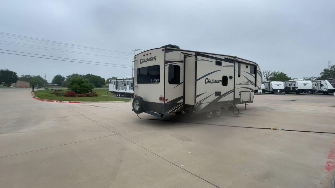 2016 TAN FOREST RIVER CRUSADER 315 (5ZT3CSXB8GG) , Length: 33.92 ft. | Dry Weight: 9,926 lbs. | Gross Weight: 12,353 lbs. | Slides: 3 transmission, located at 4319 N Main St, Cleburne, TX, 76033, (817) 678-5133, 32.385960, -97.391212 - This 2016 Forest River Crusader 315 fifth wheel has dimensions of 33.92 ft in length, 8 ft in width, and 12.5 ft in height. It has a dry weight of 9,926 lbs, a payload capacity of 2,427 lbs. The GVWR is 12,353 lbs, and the hitch weight is 1,953 lbs. This fifth wheel has an aluminum body material and - Photo #1