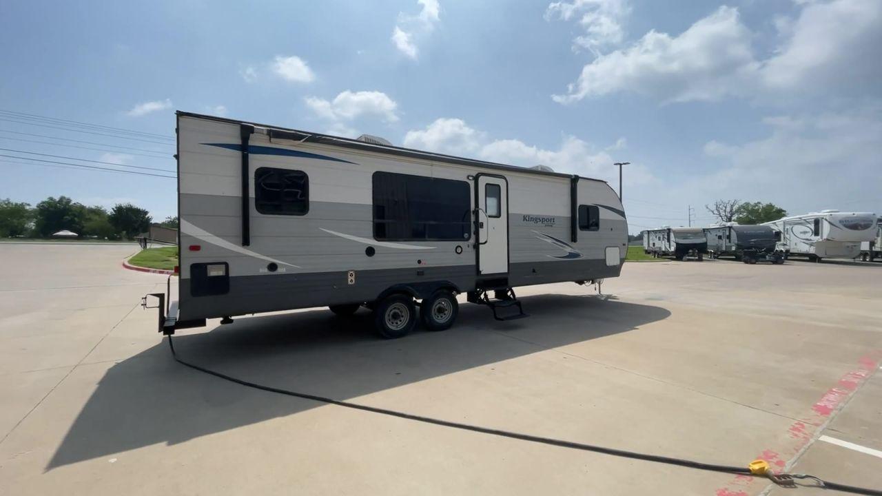 2019 GRAY GULF STREAM KINGSPORT 295SBW - (1NL1G3524K1) , Length: 34.5 ft | Dry Weight: 6,778 lbs | Slides: 1 transmission, located at 4319 N Main Street, Cleburne, TX, 76033, (817) 221-0660, 32.435829, -97.384178 - The 2019 Gulf Stream Kingsport 295SBW combines comfort and functionality in a well-designed package. This travel trailer is ready to meet your demands on the road. The Gulf Stream Kingsport 295SBW is 34.5 feet long and has a dry weight of 6,778 pounds, striking a compromise between size and maneuver - Photo #2
