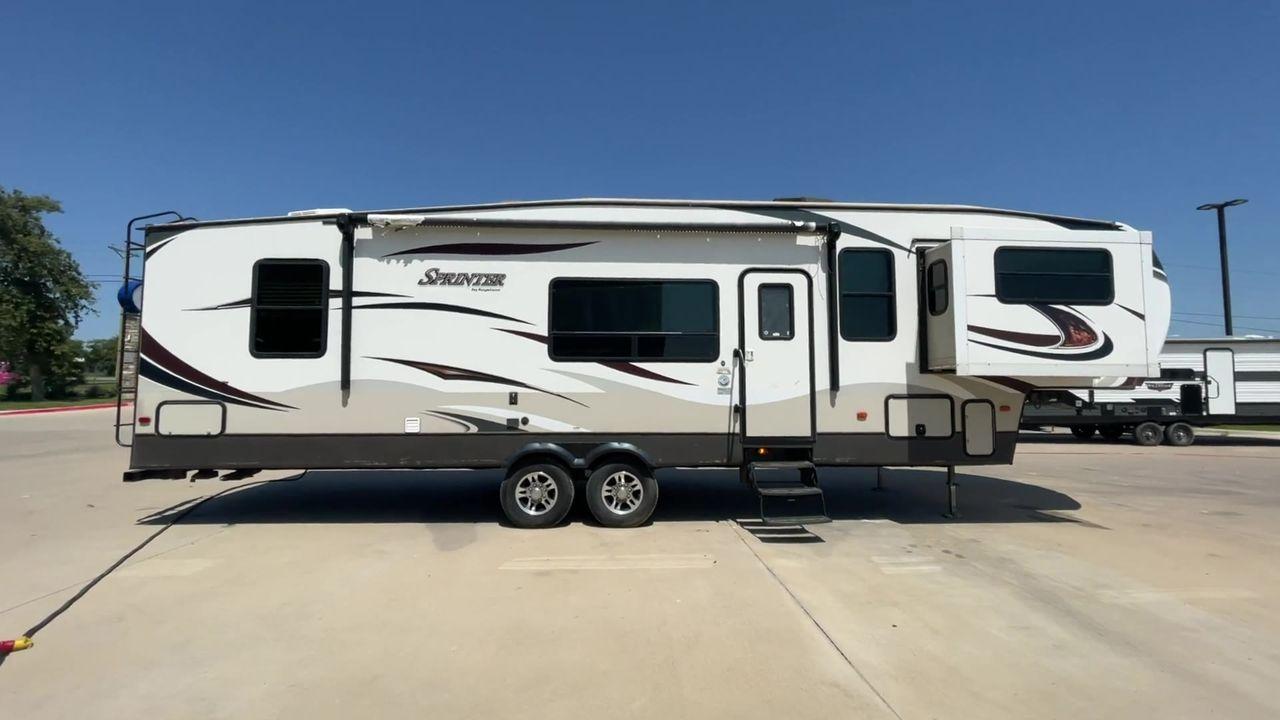 2014 WHITE KEYSTONE SPRINTER 359FWMPR - (4YDF33321E1) , Length: 37.33 ft. | Dry Weight: 9,598 lbs. | Gross Weight: 12,750 lbs. | Slides: 3 transmission, located at 4319 N Main St, Cleburne, TX, 76033, (817) 678-5133, 32.385960, -97.391212 - The 2014 Sprinter 333FWLS by Keystone luxury fifth wheel brings the spotlight to its elevated front living area floorplan with a rear private bedroom and a spacious center kitchen. It measures just 37.33 ft in length, 8 ft in width, and 12.5 ft in height. It has a base weight of 9,598 lbs with a pay - Photo #2