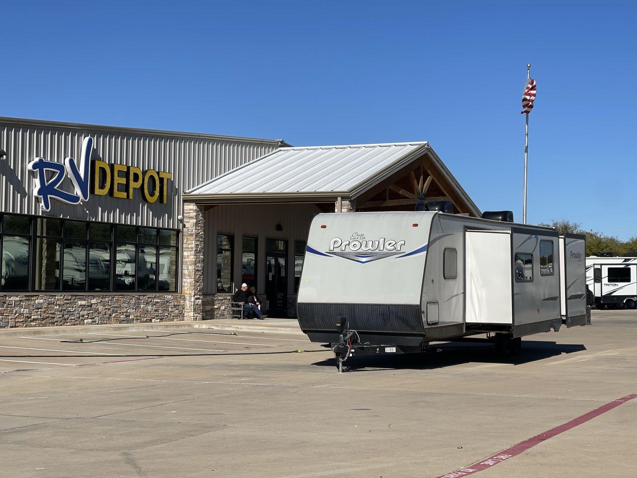 photo of 2019 PROWLER 32LX TRAVEL TRAILER