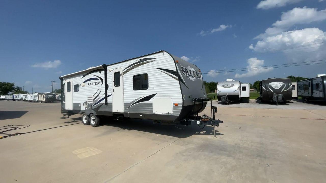 2014 WHITE SALEM 27RLSS (4X4TSMC21EA) , Length: 32.17 ft. | Dry Weight: 6,373 lbs. | Slides: 1 transmission, located at 4319 N Main Street, Cleburne, TX, 76033, (817) 221-0660, 32.435829, -97.384178 - Travel in style with the 2014 Forest River Salem 27RLSS travel trailer and experience the freedom of the wide road. This well-thought-out RV is the best option for anyone looking for amazing outdoor experiences since it provides the optimal balance of comfort, utility, and family-friendly amenities. - Photo #3