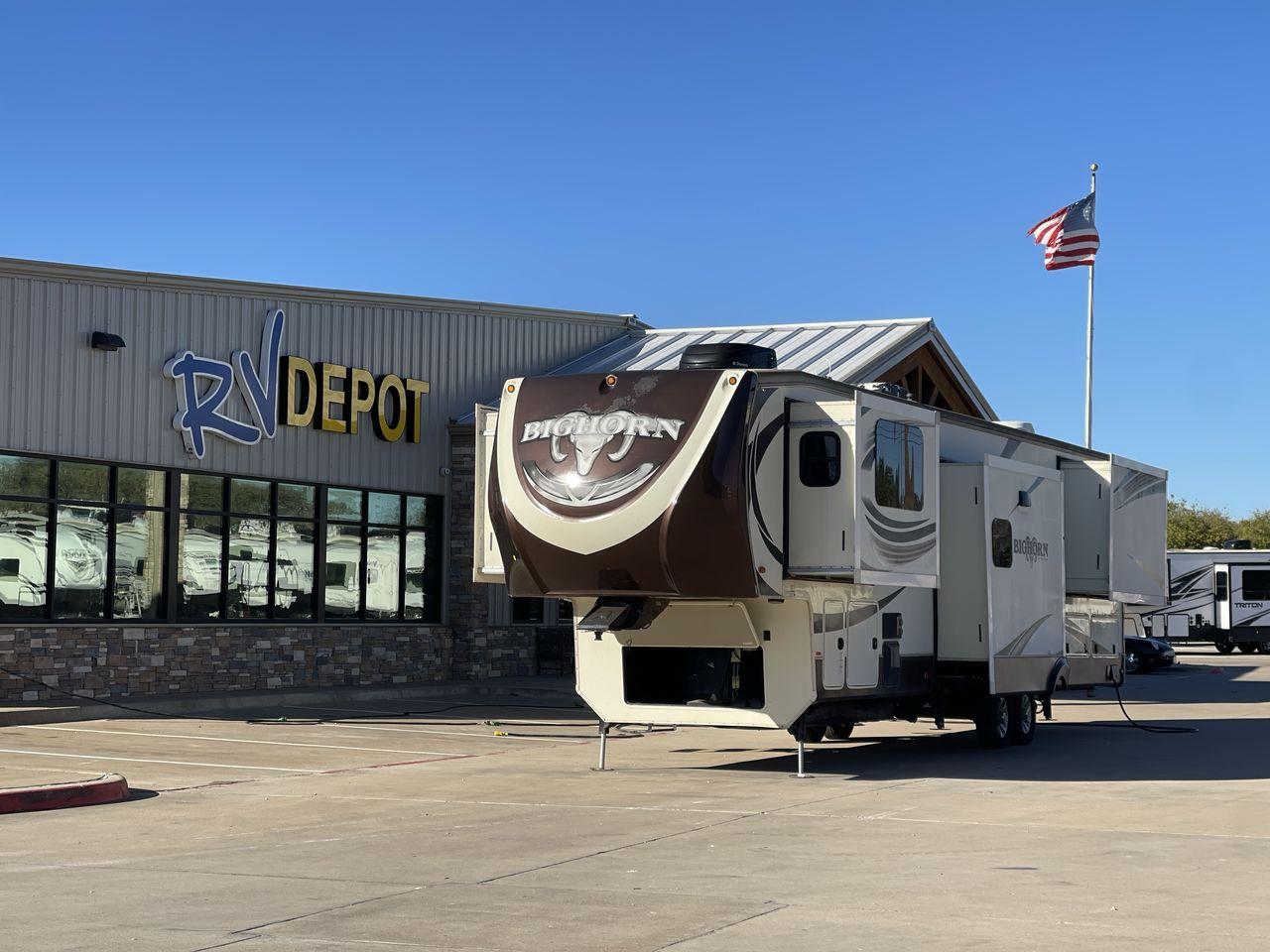 photo of 2015 BIGHORN 3750FL FIFTH WHEEL