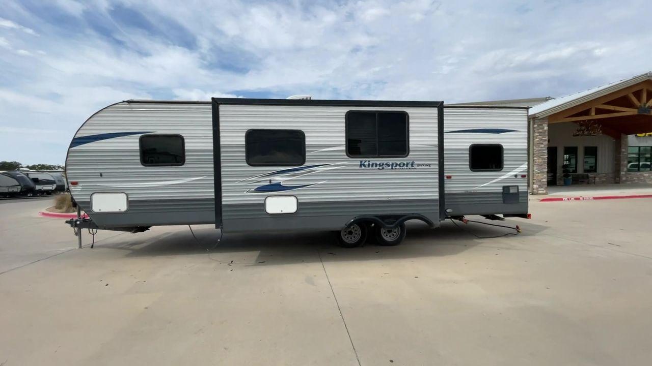 2018 GRAY KINGSPORT 301TB (1NL1GTS2XJ1) , Length: 33.58 ft. | Dry Weight: 6,845 lbs. | Slides: 1 transmission, located at 4319 N Main Street, Cleburne, TX, 76033, (817) 221-0660, 32.435829, -97.384178 - The 2018 Kingsport 301TB travel trailer will help you prepare for your next vacation. This well-thought-out, kid-friendly RV is your ticket to enjoyable and unique camping trips. The dimensions of this unit are 34.08 ft in length, 8 ft in width, and 10.75 ft in height. It has a dry weight of 6,845 l - Photo #6