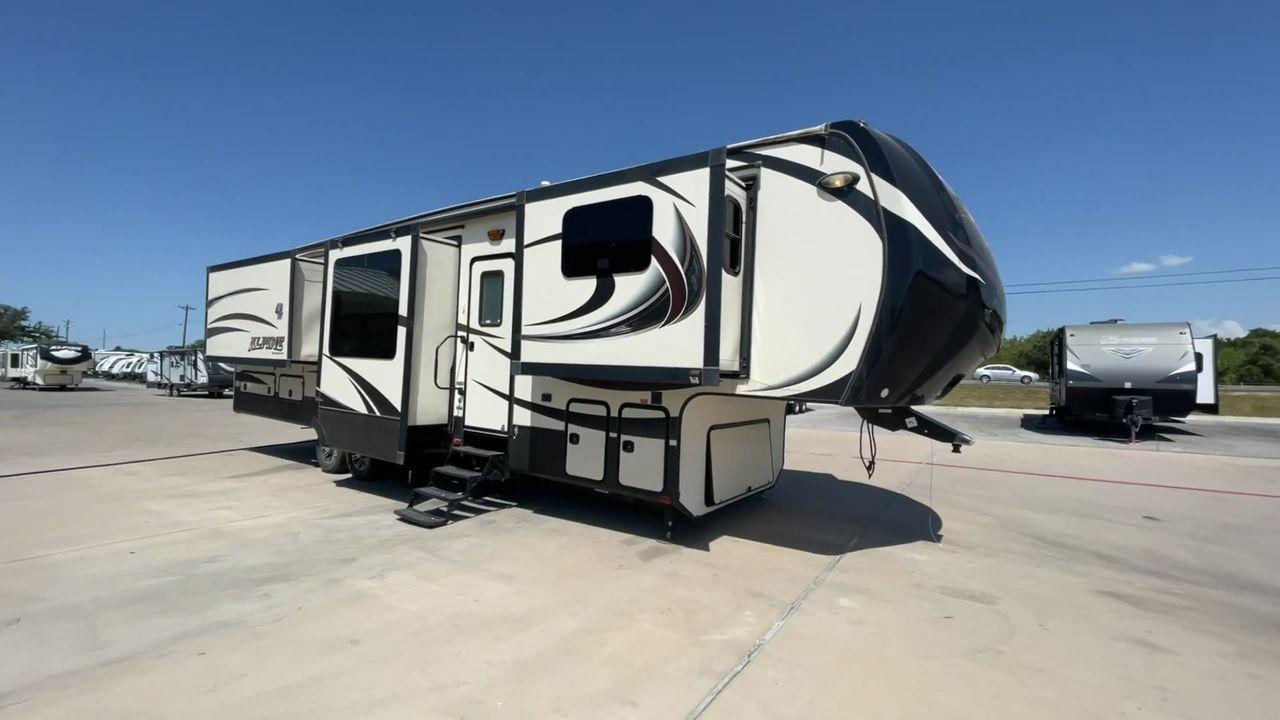 2014 GRAY KEYSTONE ALPINE 3620FL (4YDF36222EE) , Length: 39.08 ft. | Dry Weight: 12,370 lbs. | Gross Weight: 15,500 lbs. | Slides: 6 transmission, located at 4319 N Main Street, Cleburne, TX, 76033, (817) 221-0660, 32.435829, -97.384178 - Experience the 2014 Alpine 3620FL fifth wheel, the pinnacle of comfort and elegance. This RV, painstakingly designed and built by Alpine, provides the best possible fifth wheel travel experience for individuals who want nothing less. The dimensions of this unit are 39.08 ft in length, 8 ft in width, - Photo #3