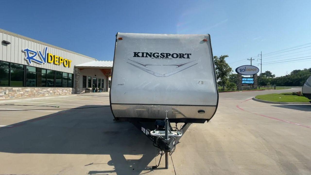 2014 WHITE GULFSTREAM KINGSPORT 265BHG (1NL1GTM28E1) , Length: 28.92 ft. | Dry Weight: 6,000 lbs. | Slides: 1 transmission, located at 4319 N Main Street, Cleburne, TX, 76033, (817) 221-0660, 32.435829, -97.384178 - With the 2014 Gulf Stream Kingsport 265BHG Travel Trailer, go out on your camping excursions. This travel trailer, built for ease and comfort, provides a flexible and luxurious living area for wonderful outdoor adventures. This unit has dimensions of 28.92 ft in length, 8 ft in width, and 10.75 f - Photo #4