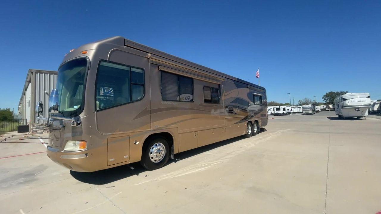2006 TAN DES MONACO SIGNATURE COMMANDER (1RF17561561) , located at 4319 N Main St, Cleburne, TX, 76033, (817) 678-5133, 32.385960, -97.391212 - The 2006 Monaco Signature 45 is the ultimate in luxury and speed. It is a diesel pusher motorhome that oozes class and precision engineering. This 45-foot wonder shows how dedicated Monaco is to quality work and new ideas. The Signature 45 has a strong diesel engine and is well-built, so it has a sm - Photo #5