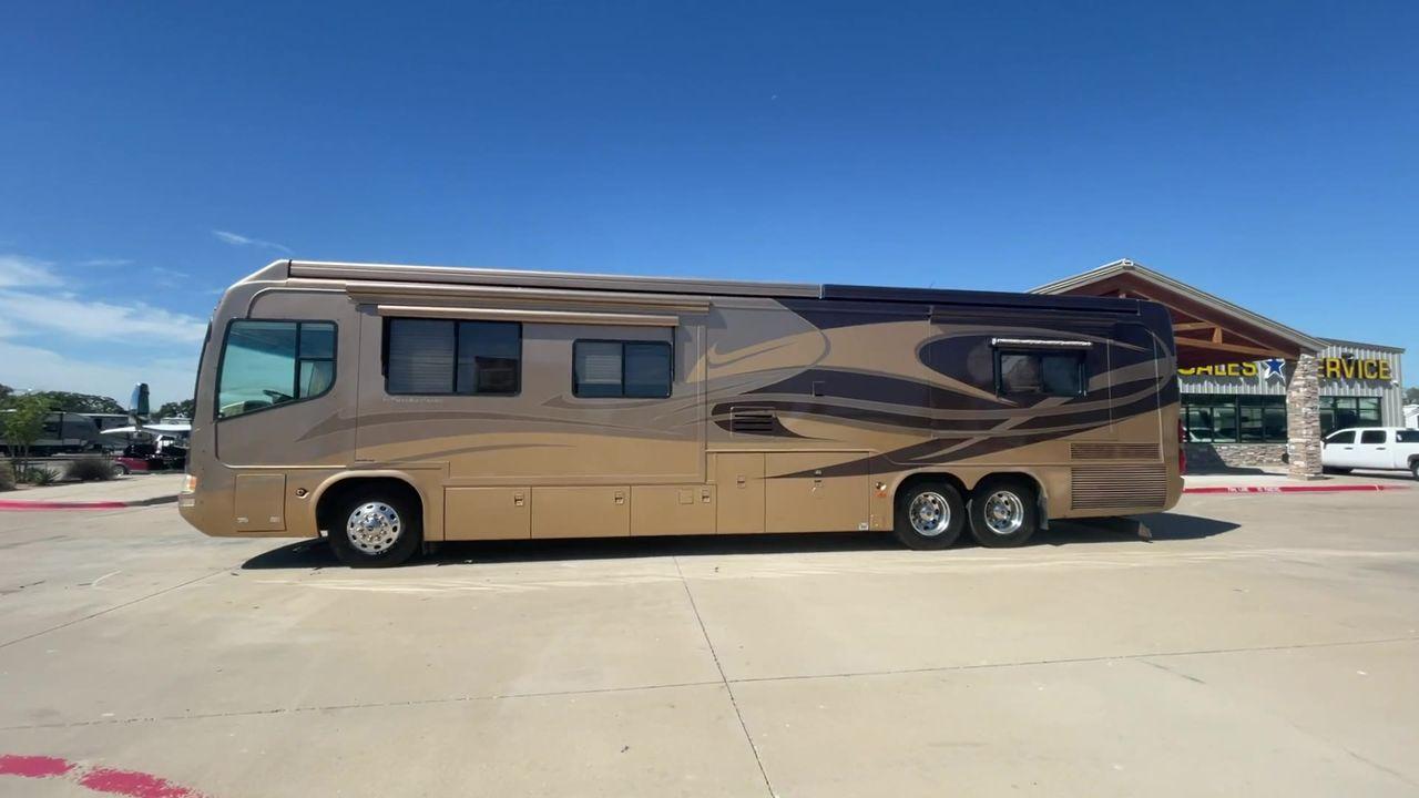2006 TAN DES MONACO SIGNATURE COMMANDER (1RF17561561) , located at 4319 N Main St, Cleburne, TX, 76033, (817) 678-5133, 32.385960, -97.391212 - The 2006 Monaco Signature 45 is the ultimate in luxury and speed. It is a diesel pusher motorhome that oozes class and precision engineering. This 45-foot wonder shows how dedicated Monaco is to quality work and new ideas. The Signature 45 has a strong diesel engine and is well-built, so it has a sm - Photo #6