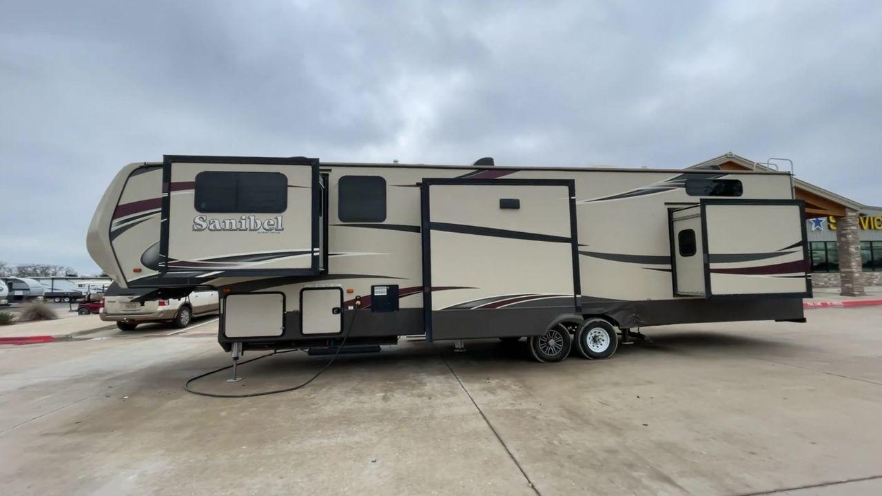 2017 BROWN FOREST RIVER SANIBEL 3901FL (5ZT3SN4B1HG) , Length: 41.83 ft. | Dry Weight: 13,979 lbs. | Slides: 5 transmission, located at 4319 N Main Street, Cleburne, TX, 76033, (817) 221-0660, 32.435829, -97.384178 - Photo #6