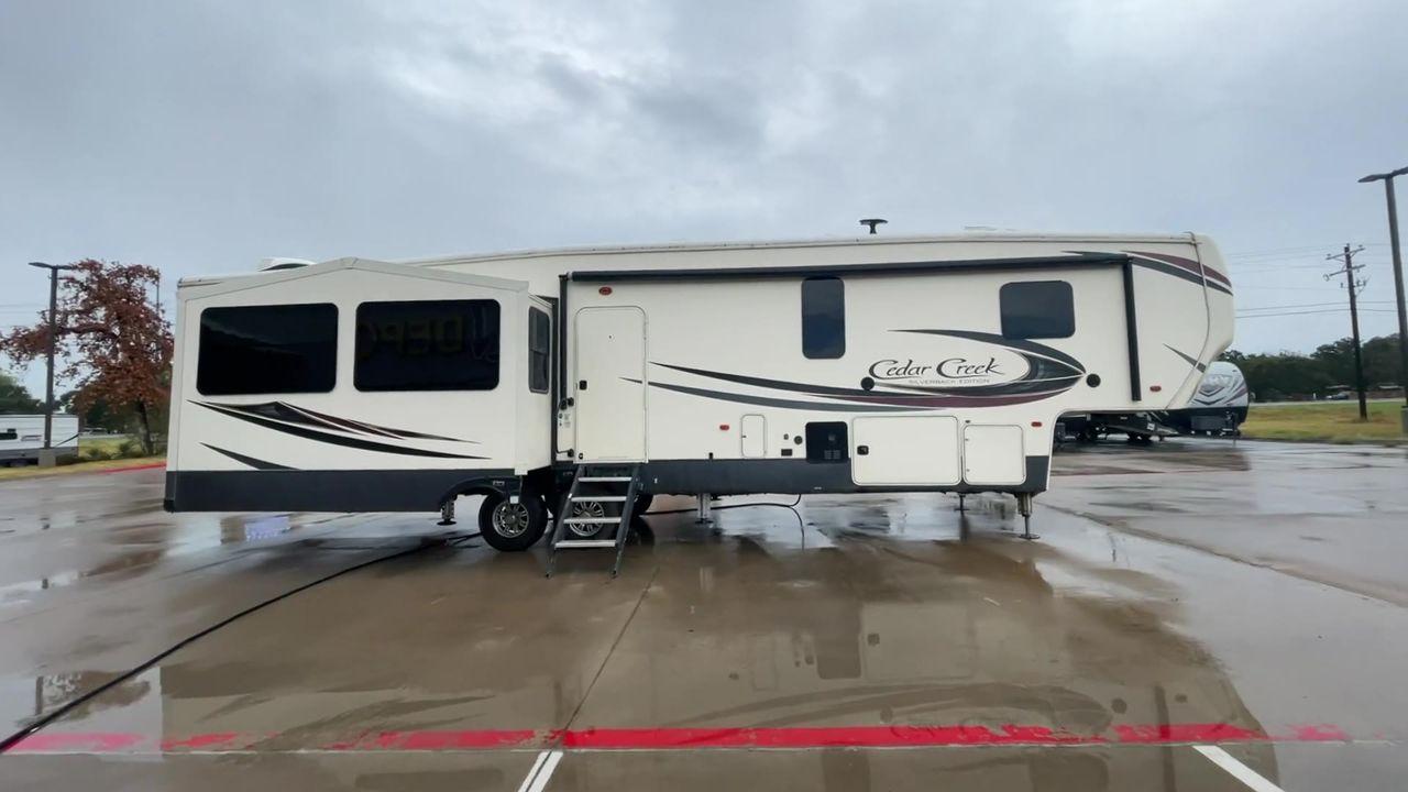 2018 TAN FOREST RIVER CEDAR CREEK 37MBH (4X4FCRN28JS) , located at 4319 N Main St, Cleburne, TX, 76033, (817) 678-5133, 32.385960, -97.391212 - Photo #4