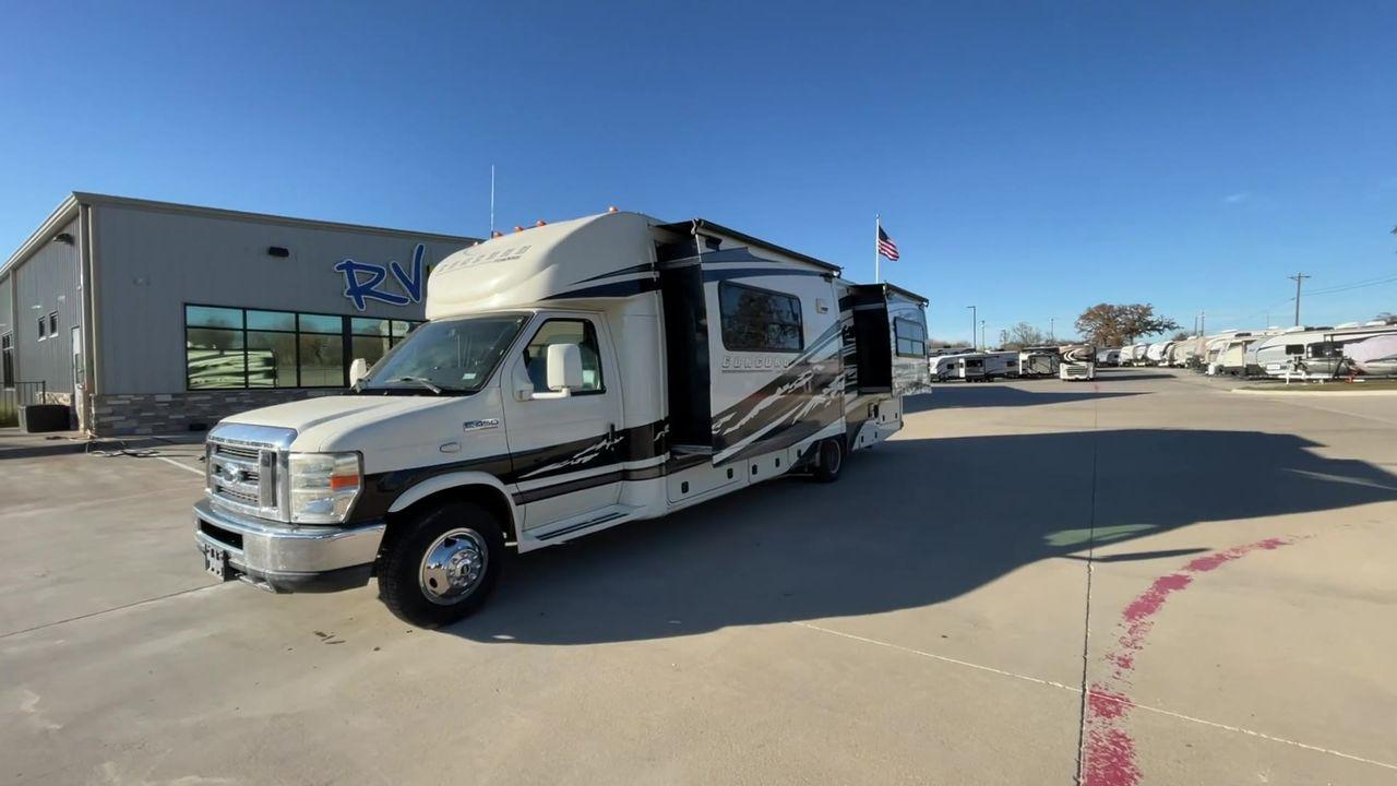 2011 WHITE COACHMEN CONCORD 300TS (1FDEX4FS9BD) , Length: 30.83 ft. | Dry Weight: 12,110 lbs. | Gross Weight: 14,500 lbs. | Slides: 3 transmission, located at 4319 N Main St, Cleburne, TX, 76033, (817) 678-5133, 32.385960, -97.391212 - The 2011 Coachmen Concord 300TS, a class C motorhome that redefines travel comfort and convenience. With a length of 31 feet, this well-maintained model is built on a Ford E450 chassis, powered by a dependable Triton V10 engine, ensuring a smooth and reliable journey. The Concord 300TS features thre - Photo #5
