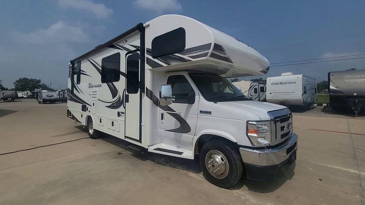 2021 WHITE JAYCO GREYHAWK 27U (1FDXE4FN7MD) , Length: 29.92 ft. | Gross Weight: 14,500 lbs. | Slides: 2 transmission, located at 4319 N Main St, Cleburne, TX, 76033, (817) 678-5133, 32.385960, -97.391212 - Photo #5