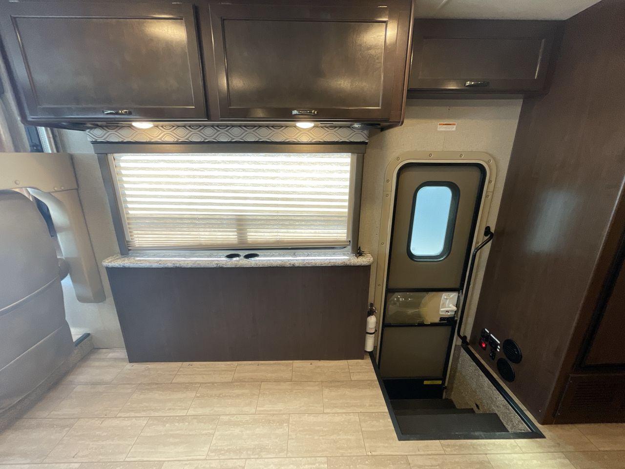2019 TAN THOR FREEDOM TRAVELER A30 (1F65F5DY5K0) , located at 4319 N Main St, Cleburne, TX, 76033, (817) 678-5133, 32.385960, -97.391212 - Photo #11