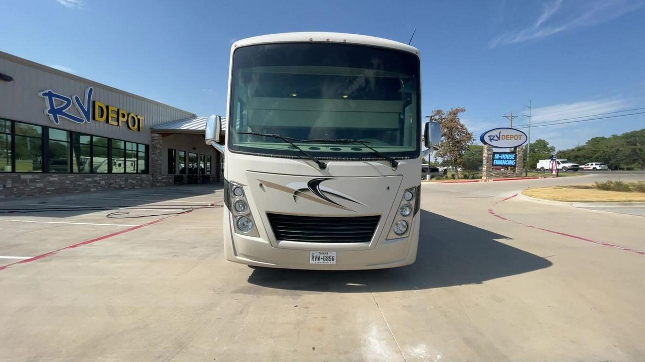 2019 TAN THOR FREEDOM TRAVELER A30 (1F65F5DY5K0) , located at 4319 N Main St, Cleburne, TX, 76033, (817) 678-5133, 32.385960, -97.391212 - Photo #4