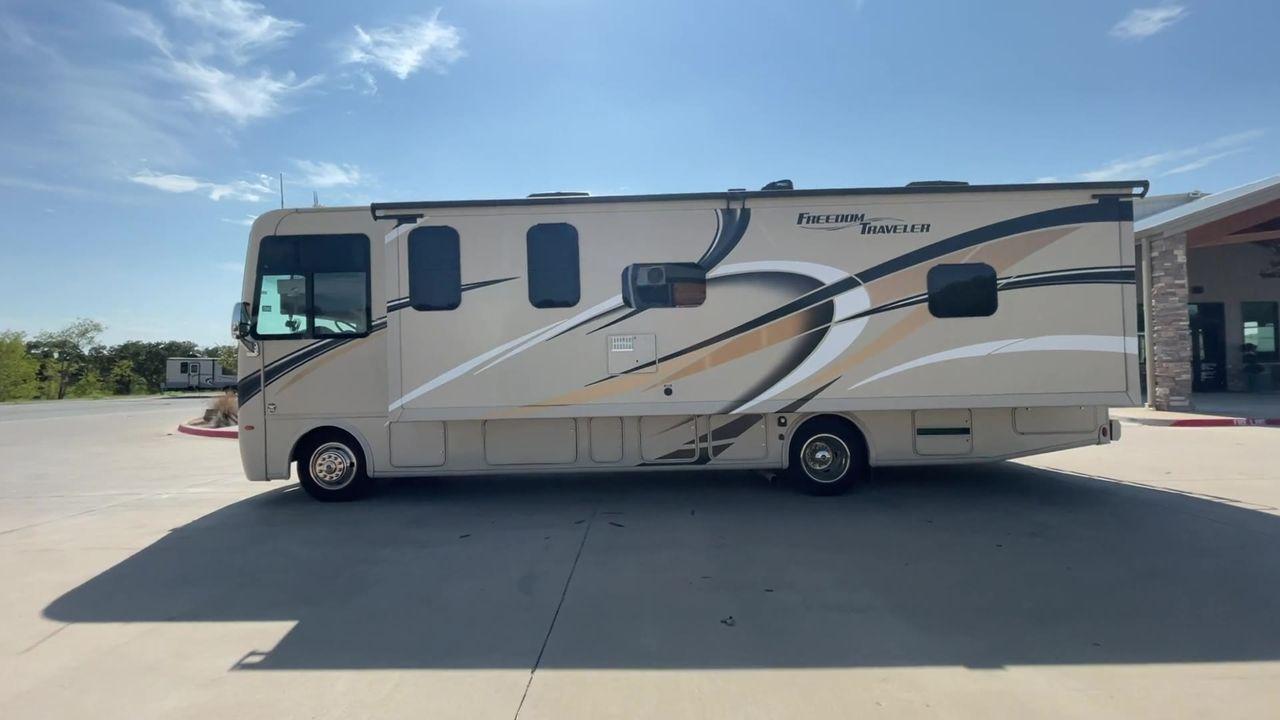 2019 TAN THOR FREEDOM TRAVELER A30 (1F65F5DY5K0) , located at 4319 N Main St, Cleburne, TX, 76033, (817) 678-5133, 32.385960, -97.391212 - Photo #6