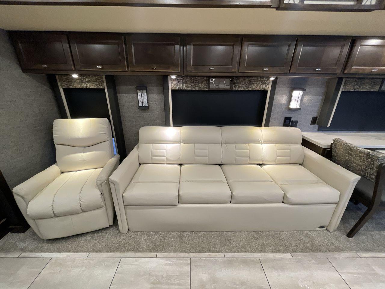 2020 ALLEGRO OPEN ROAD 36LA (1F66F5DY9K0) , Length: 37.5 ft. | Gross Weight: 24,000 lbs. | Slides: 2 transmission, located at 4319 N Main St, Cleburne, TX, 76033, (817) 678-5133, 32.385960, -97.391212 - The 2020 Tiffin Motorhomes Allegro Open Road 36LA is a luxurious and spacious Class A motorhome designed for unparalleled travel comfort. This RV boasts a Ford F53 chassis and is powered by a robust 6.8L V10 engine, ensuring a smooth and powerful ride. With a length of 37 feet, the Allegro Open Road - Photo #12