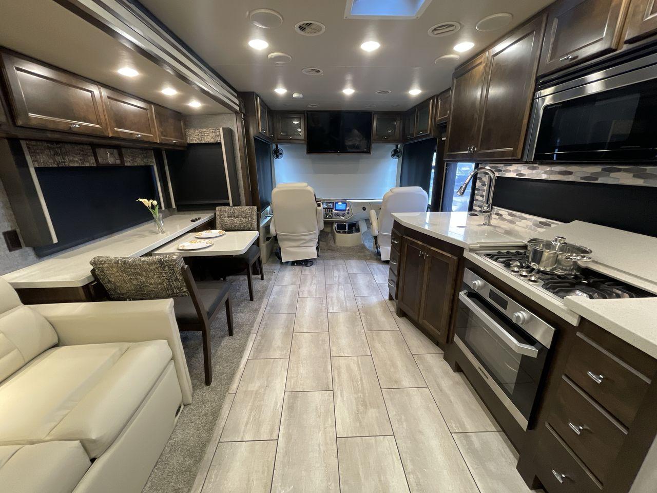 2020 ALLEGRO OPEN ROAD 36LA (1F66F5DY9K0) , Length: 37.5 ft. | Gross Weight: 24,000 lbs. | Slides: 2 transmission, located at 4319 N Main St, Cleburne, TX, 76033, (817) 678-5133, 32.385960, -97.391212 - The 2020 Tiffin Motorhomes Allegro Open Road 36LA is a luxurious and spacious Class A motorhome designed for unparalleled travel comfort. This RV boasts a Ford F53 chassis and is powered by a robust 6.8L V10 engine, ensuring a smooth and powerful ride. With a length of 37 feet, the Allegro Open Road - Photo #13