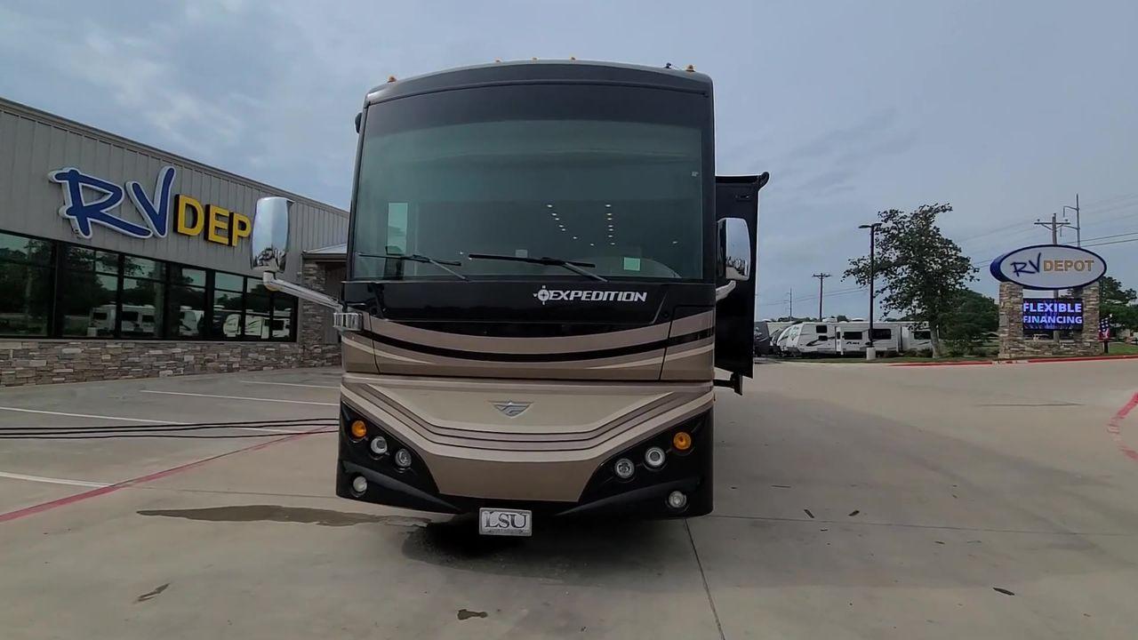 2016 BLACK DES FLEETWOOD EXPEDITION 38K (4UZACWDT2GC) , Length: 38.62 ft | Gross Weight: 32,400 lbs. | Slides: 3 transmission, located at 4319 N Main St, Cleburne, TX, 76033, (817) 678-5133, 32.385960, -97.391212 - The 2016 Fleetwood Expedition 36K motorhome runs for about 50,505 miles. The dimensions are 38.62 ft in length, 8.5 ft in width, 12.83 ft in height, 7 ft interior height, and a wheelbase of 21 ft. It has a towing capacity of 10,000 lbs and a GVWR of 32,400 lbs. There are three total slideouts and on - Photo #4