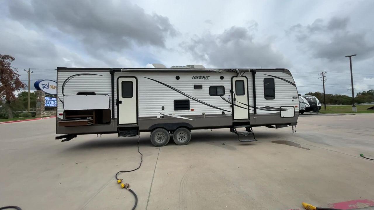 2015 KEYSTONE HIDEOUT 29BHS (4YDT29B23F7) , Length: 34.25 ft. | Dry Weight: 7,225 lbs. | Gross Weight: 9,675 lbs. | Slides: 1 transmission, located at 4319 N Main Street, Cleburne, TX, 76033, (817) 221-0660, 32.435829, -97.384178 - Photo #2