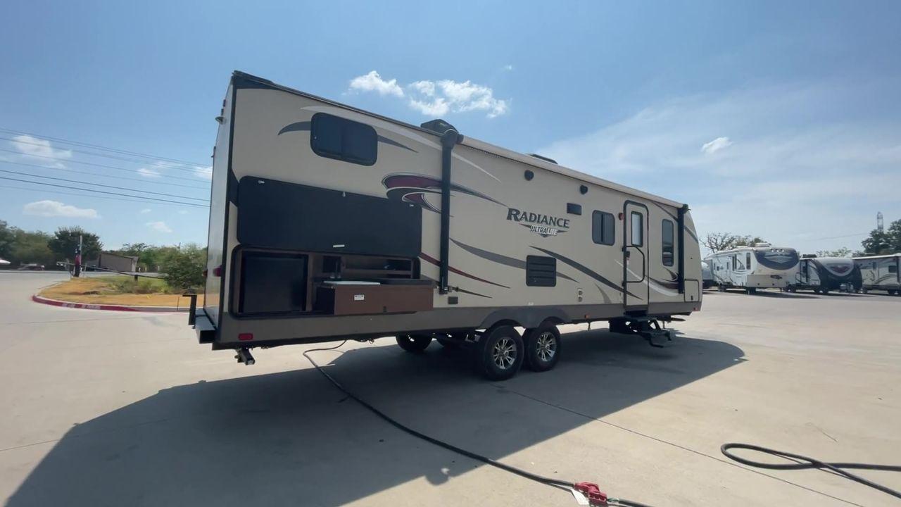2018 CRUISER RADIANCE 28QD (5RXFB3324J2) , Length: 33.33 ft. | Dry Weight: 6,025 lbs. | Gross Weight: 9,600 lbs. | Slides: 1 transmission, located at 4319 N Main Street, Cleburne, TX, 76033, (817) 221-0660, 32.435829, -97.384178 - The 2018 Cruiser RV Radiance 28QD seamlessly blends style, comfort, and functionality to redefine your camping experience. Measuring 33 feet in length, this RV is designed for spacious and lightweight towing. The aluminum frame construction ensures durability while maintaining a manageable weight fo - Photo #1
