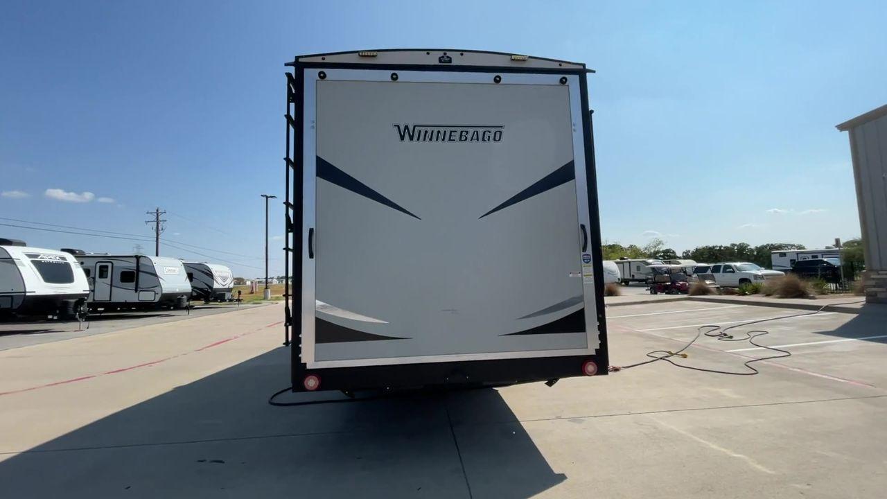 2020 WHITE WINNEBAGO SPYDER 23FB (54CUS1T21L4) , Length: 30.33 ft. | Dry Weight: 7,300 lbs. | Gross Weight: 11,300 lbs. | Slides: 0 transmission, located at 4319 N Main Street, Cleburne, TX, 76033, (817) 221-0660, 32.435829, -97.384178 - With a length of 30 feet and a dry weight of 7,300 lbs, the 2020 Winnebago Spyder 23FB strikes the perfect balance between spaciousness and towing ease. Constructed with a durable aluminum body frame and fiberglass sidewalls, it offers exceptional durability and longevity on the road, ensuring that - Photo #8