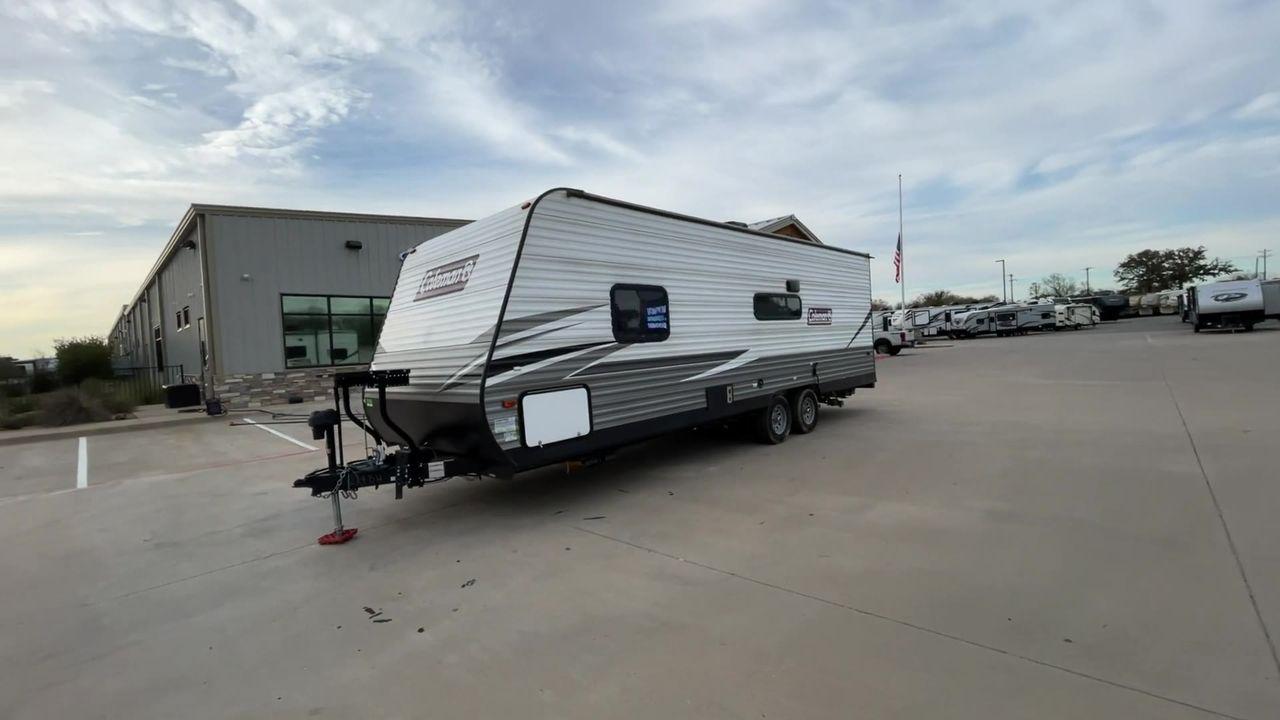 2021 WHITE KEYSTONE COLEMAN 274BH (4YDT27429MH) , Length: 28.58 ft. | Dry Weight: 4,789 lbs. | Slides: 0 transmission, located at 4319 N Main St, Cleburne, TX, 76033, (817) 678-5133, 32.385960, -97.391212 - Set out on an adventure-filled, comfortable journey in the 2021 Keystone Coleman 274BH travel trailer. Families looking for a fun and memorable camping trip will love this well-designed and adaptable travel companion. The dimensions of this unit are 28.58 ft in length, 8 ft in width, and 10.33 ft - Photo #5