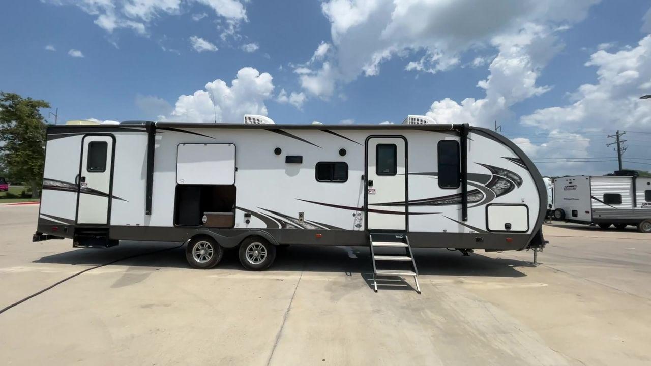 2018 TAN FOREST RIVER HERITAGE GLEN 309BOK (4X4TWBG24JU) , Length: 35.83 ft.| Dry Weight: 7,019 lbs. | Slides: 1 transmission, located at 4319 N Main St, Cleburne, TX, 76033, (817) 678-5133, 32.385960, -97.391212 - Are you looking for a spacious and luxurious travel trailer bunkhouse in Cleburne, TX? Look no further than this 2018 Forest River Heritage Glen 309BOK available at RV Depot for the unbeatable price of $39,995. With its stunning tan exterior color, this travel trailer is sure to turn heads wherever - Photo #2