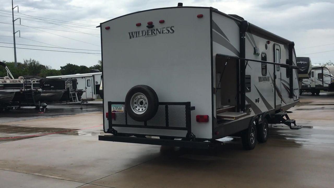 2018 HEARTLAND WILDERNESS 2450FB (5SFNB3022JN) , Length: 30.33 ft. | Dry Weight: 5,433 lbs. | Gross Weight: 6,900 lbs. | Slides: 1 transmission, located at 4319 N Main Street, Cleburne, TX, 76033, (817) 221-0660, 32.435829, -97.384178 - With the 2018 Heartland Recreation Wilderness 2450FB travel trailer, set out on an outdoor adventure. For those looking for an unforgettable camping experience, this well-designed RV offers the ideal home away from home thanks to its innovative design, comfort, and functionality. The dimensions of t - Photo #8