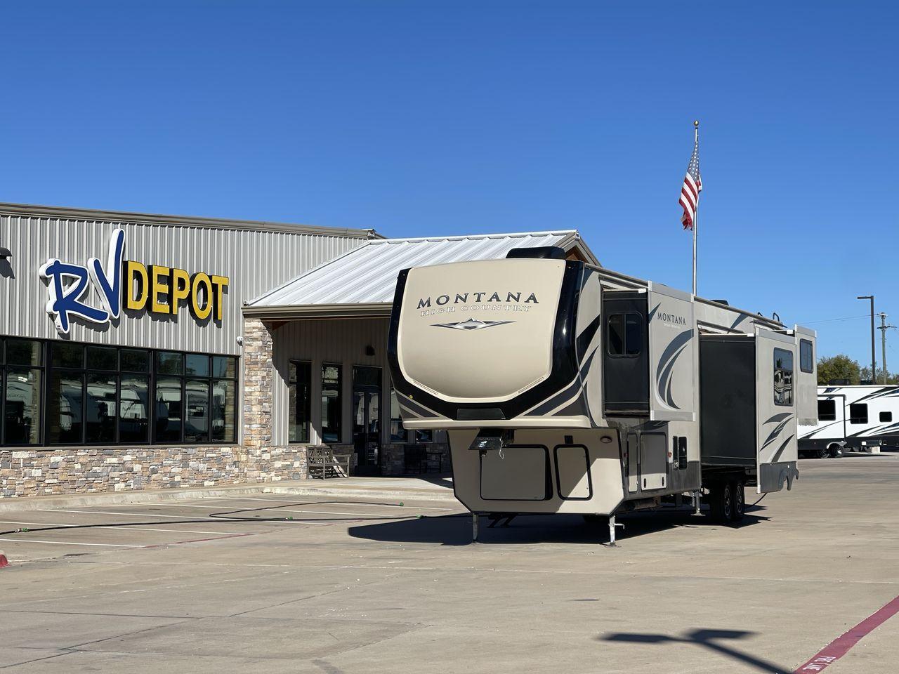 photo of 2019 KEYSTONE RV MONTANA 373RD