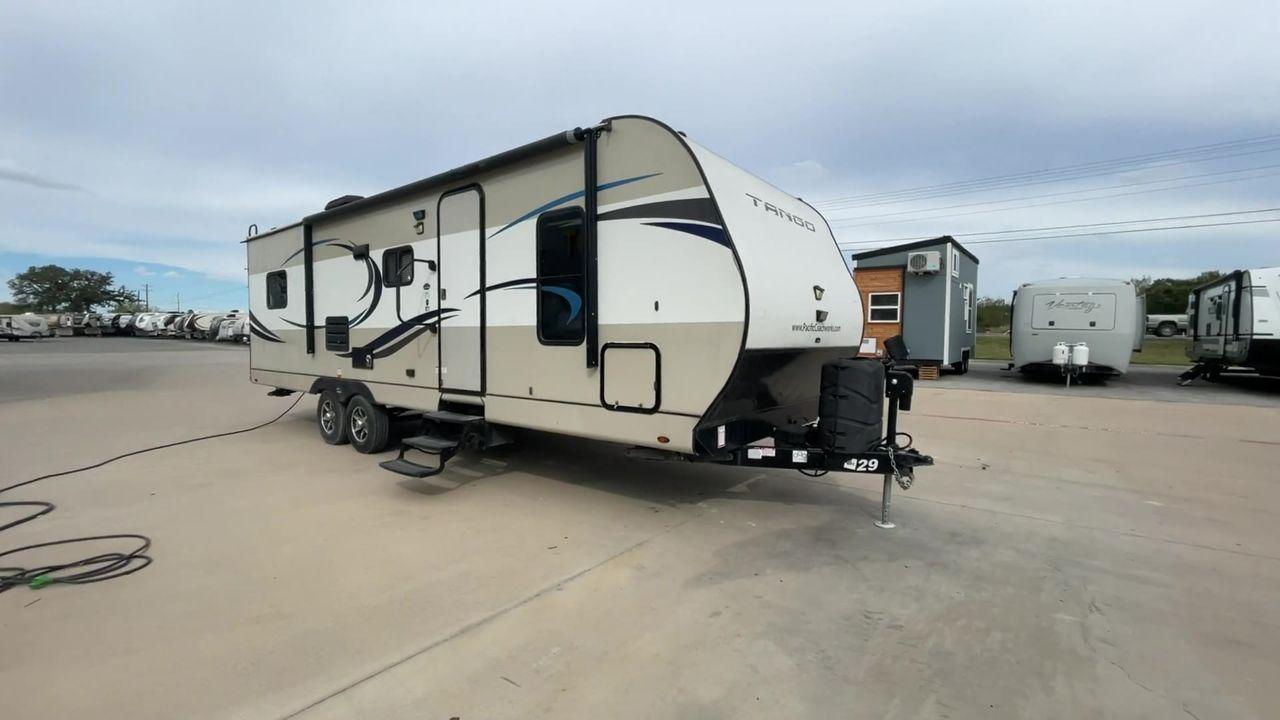 2020 PACIFIC COACHWORKS TANGO 279QQBH (5UYVS3228LR) , Length: 32 ft | Slides: 1 transmission, located at 4319 N Main Street, Cleburne, TX, 76033, (817) 221-0660, 32.435829, -97.384178 - Experience unparalleled comfort and convenience with the 2020 Pacific Coachworks Tango 279QQBH, perfect for all your travel adventures. Featuring a generous length of 32 feet and a convenient slideout, this travel trailer provides plenty of room for your loved ones to unwind and savor the adventure. - Photo #3