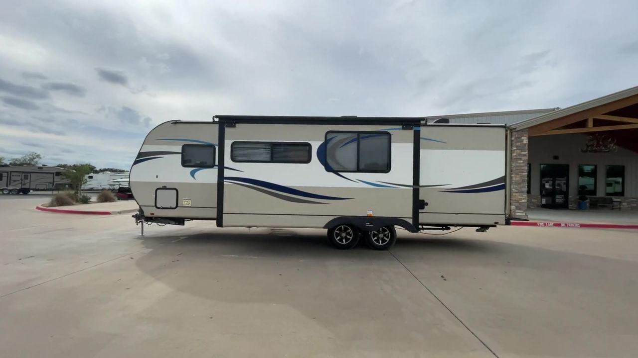 2020 PACIFIC COACHWORKS TANGO 279QQBH (5UYVS3228LR) , Length: 32 ft | Slides: 1 transmission, located at 4319 N Main Street, Cleburne, TX, 76033, (817) 221-0660, 32.435829, -97.384178 - Experience unparalleled comfort and convenience with the 2020 Pacific Coachworks Tango 279QQBH, perfect for all your travel adventures. Featuring a generous length of 32 feet and a convenient slideout, this travel trailer provides plenty of room for your loved ones to unwind and savor the adventure. - Photo #6