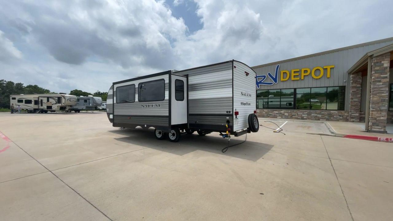 2019 FOREST RIVER SALEM 26DBLE (4X4TSMB23KA) , Slides: 1 transmission, located at 4319 N Main St, Cleburne, TX, 76033, (817) 678-5133, 32.385960, -97.391212 - This 2019 Forest River Salem 26DBLE is a single-slide travel trailer that offers sleeping space for up to 10 people! This Salem is designed with a straightforward and convenient floorplan featuring a front bedroom, central living and kitchen, and rear bunk and bath. The front bedroom can accommod - Photo #7