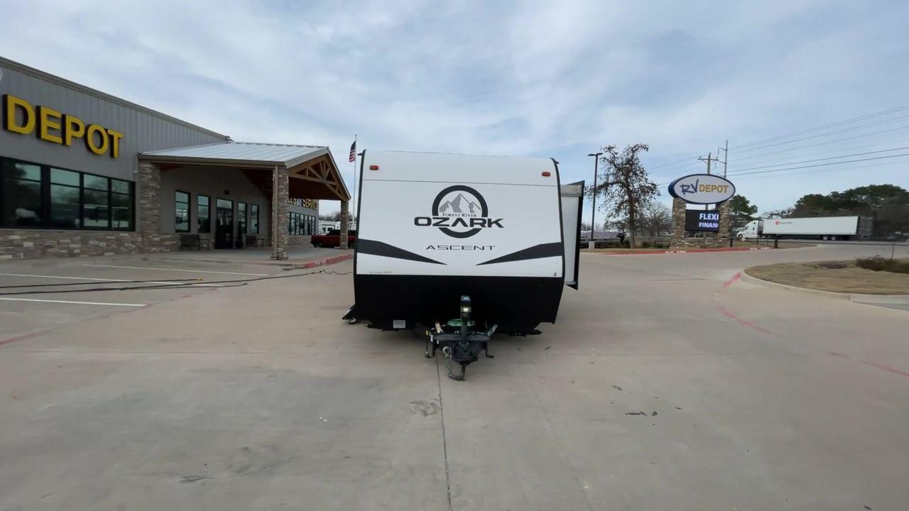 2021 FOREST RIVER OZARK 2700THX (5ZT2ZKSB7MG) , Length: 32.33 ft. | Dry Weight: 5,683 lbs. | Gross Weight: 7,830 lbs. | Slides: 1 transmission, located at 4319 N Main Street, Cleburne, TX, 76033, (817) 221-0660, 32.435829, -97.384178 - Measuring ~32 feet in length, this RV combines compactness with functionality, making it an ideal choice for both weekend getaways and extended road trips. The Ozark 2700THX features a features a single slide-out, providing a well-designed and spacious interior. The 2700THX boasts a dedicated garage - Photo #4