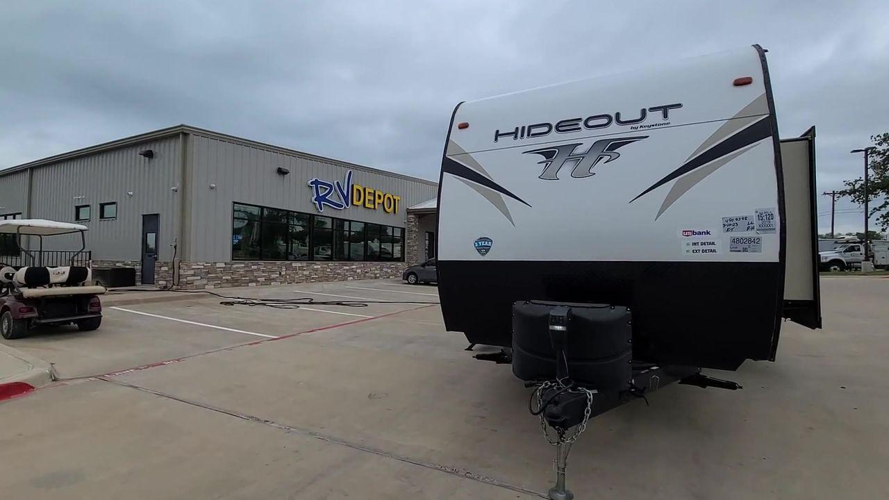 2019 KEYSTONE HIDEOUT 32BHTS (4YDT32F20K3) , Length: 37.67 ft. | Dry Weight: 8,634 lbs. | Gross Weight: 11,200 lbs. | Slides: 3 transmission, located at 4319 N Main Street, Cleburne, TX, 76033, (817) 221-0660, 32.435829, -97.384178 - The 2019 Keystone Hideout 32BHTS is a spacious and family-friendly travel trailer, measuring 37 feet 7 inches in length, 8 feet in width, and 11 feet 4 inches in height, with a dry weight of 8,600 lbs and a GVWR of 11,200 lbs. Constructed with a cambered chassis and a full walk-on roof on a powder-c - Photo #4