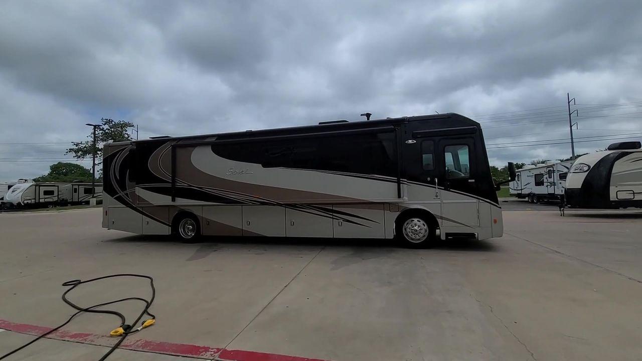 2014 ITASCA SOLEI 38R (4UZACJDT2EC) , Length: 39.8 ft. | Gross Weight: 27,910 lbs. | Slides: 2 transmission, located at 4319 N Main St, Cleburne, TX, 76033, (817) 678-5133, 32.385960, -97.391212 - The 2014 Itasca Solei 38R Motor Home is a sophisticated and spacious Class A RV designed for the ultimate road-tripping experience. Powered by a potent 300-horsepower Cummins diesel engine and built on a Freightliner XCS chassis, this motorhome ensures a smooth and powerful ride. Measuring 39 feet i - Photo #6