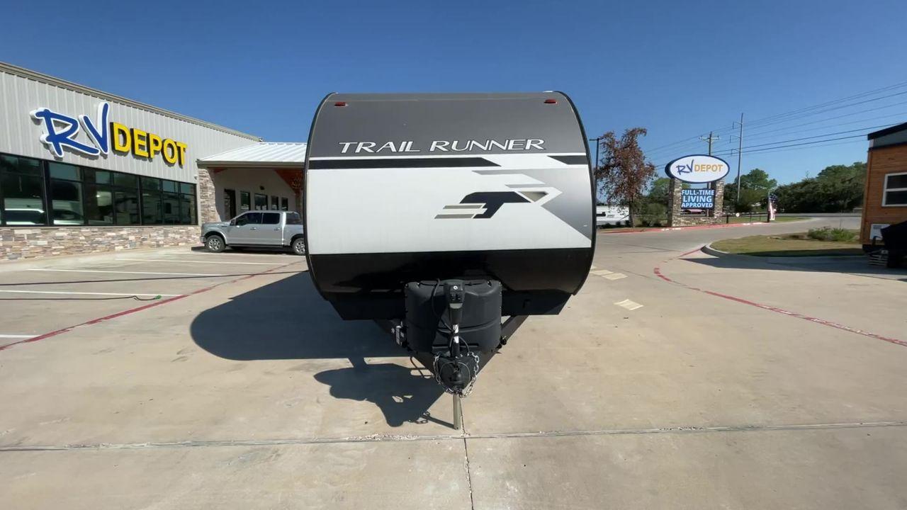 2022 HEARTLAND TRAIL RUNNER 31DB (5SFEB3728NE) , Length: 36.92 ft. | Dry Weight: 7,040 lbs. | Gross Weight: 9,642 lbs. | Slides: 1 transmission, located at 4319 N Main St, Cleburne, TX, 76033, (817) 678-5133, 32.385960, -97.391212 - Discover extra features that contribute to making this RV an ideal investment. (1) It features like a designated pet feeding station and easy-to-clean flooring, making your pet feel just as welcome as the human members of the crew. (2) The Trail Runner 31DB features a convenient pass-through st - Photo #4