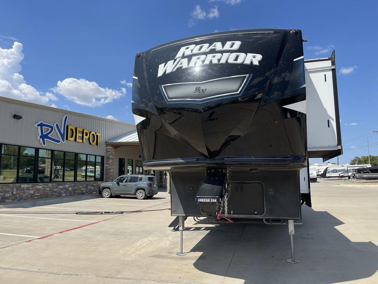 2021 HEARTLAND ROAD WARRIOR 351 (5SFCG4128ME) , Length: 41.5 ft. | Dry Weight: 14,530 lbs. | Gross Weight: 17,250 lbs. | Slides: 3 transmission, located at 4319 N Main St, Cleburne, TX, 76033, (817) 678-5133, 32.385960, -97.391212 - Are you an adventure seeker looking for the perfect toy hauler to take on your next road trip? Look no further than the 2021 Heartland Road Warrior 351, available for sale at RV Depot in Cleburne, TX. With its impressive features and capabilities, this toy hauler is ready to take you on unforgettabl - Photo #0